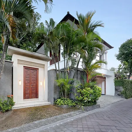 Villa Amira Legian-3